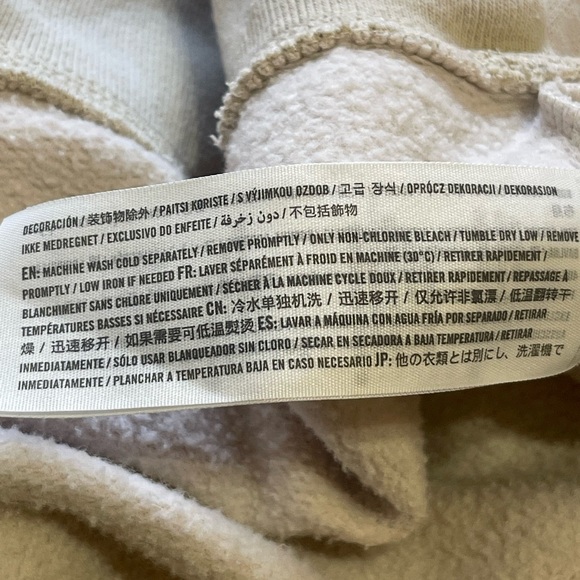 Abercrombie & Fitch Women’s Patchwork Crewneck
Sweatshirt Size Large - Picture 10 of 11